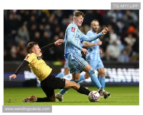 考文垂俱乐部最新动态解析及未来赛季战略展望